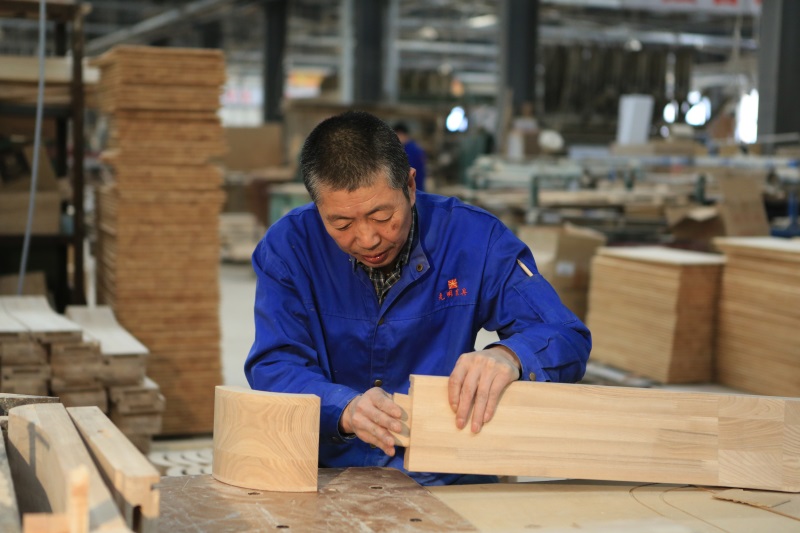 618提前开始，实地探访实木家具工厂，万象城（中国）整装待发